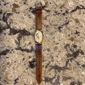 Vintage Disney Mickey Mouse Watch